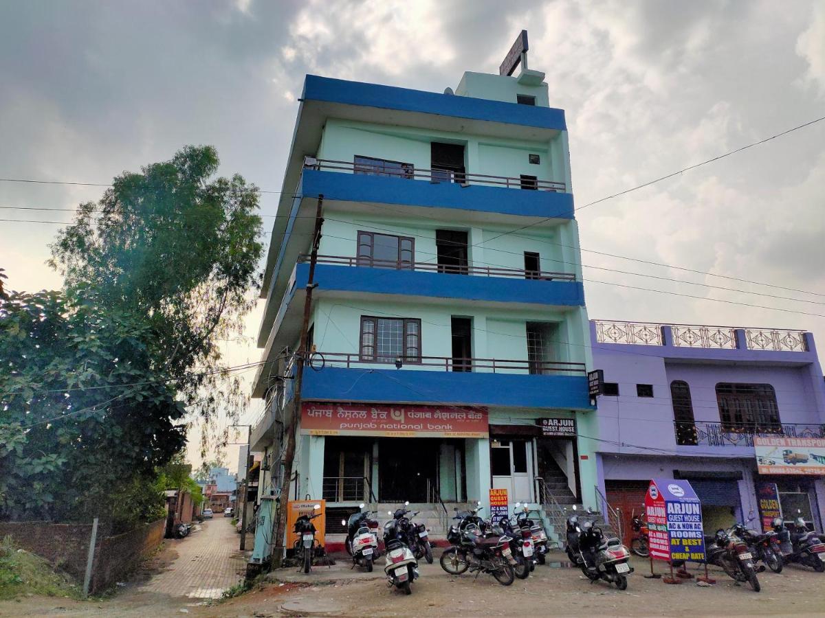 Arjun Guest House Pathankot Luaran gambar